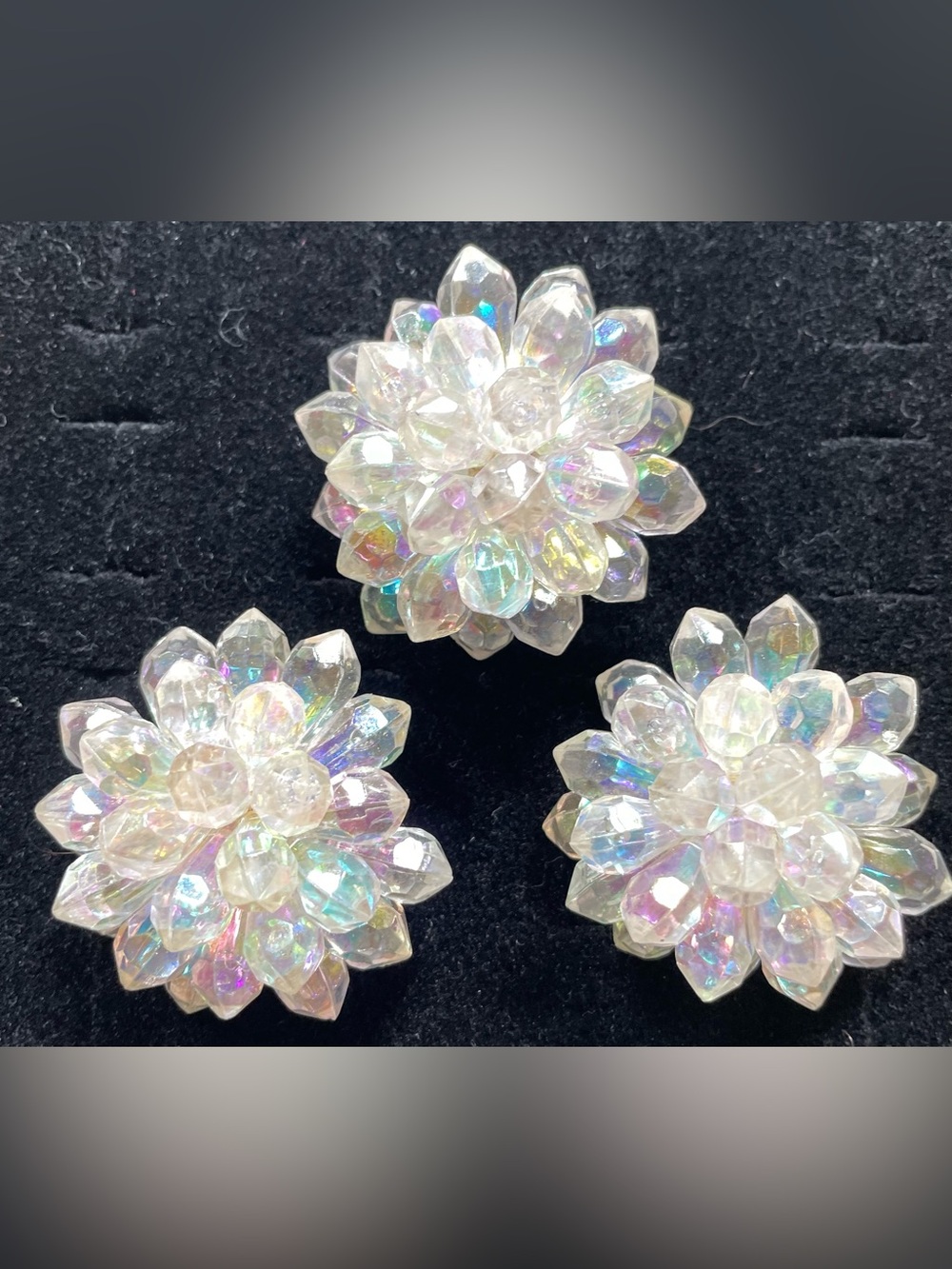 Vintage Mid-Century Aurora Borealis
Glass Cluster Buttons